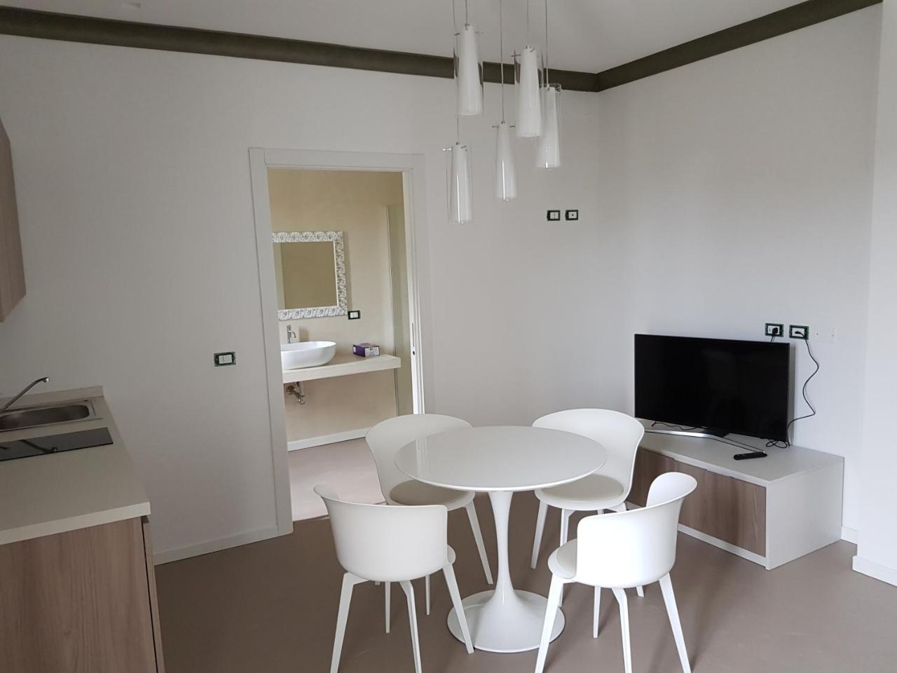Residence Hotel Venus Suites Cervia Exterior foto
